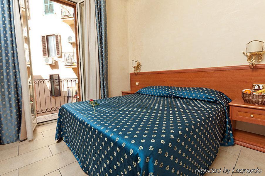 Cesar Palace Guesthouse Roma Quarto foto